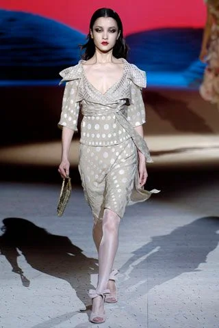 Look 11